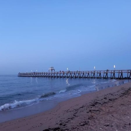 Gite De La Baleine Luc-sur-Mer Exterior photo
